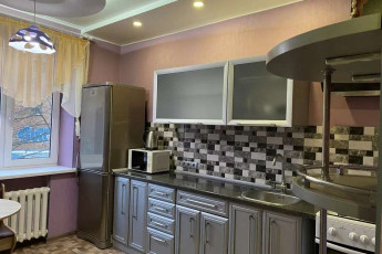 Сдам 1-кімнатну квартиру, Центр, Код: 811555/1