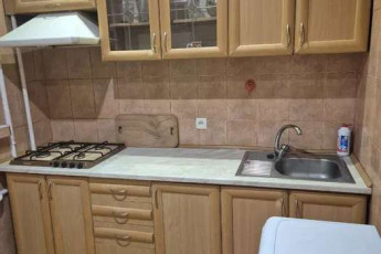 Сдам 3-х кімнатну квартиру, Гагарина проспект, Спортивная метро, Код: 811762/1