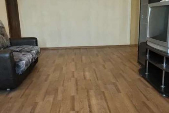 Сдам 4-х кімнатну квартиру, Одесская, Код: 812275/2