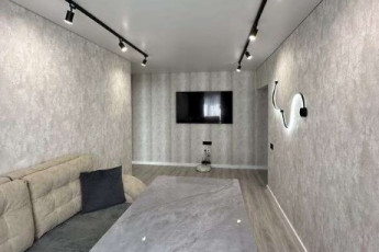 Продам 3-х кімнатну квартиру, Гагарина проспект, Проспект Гагарина метро, Код: 812283/1