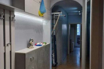 Продам 3-х кімнатну квартиру, Гагарина проспект, Метростроителей метро, Код: 812614/1