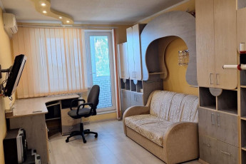 Продам 3-х кімнатну квартиру, Салтовка, 522 м/р, Код: 812851/1