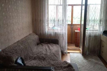 Продам 1-кімнатну квартиру, Новые дома, Маршала Жукова метро (Дворец спорта), Код: 812855/1