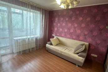 Продам 1-кімнатну квартиру, Дергачевский р-н, Солоницевка пгт., Код: 812934/1