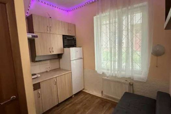 Сдам гостинку, ХТЗ, ХТЗ метро, Код: 813026/1