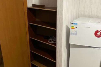 Сдам гостинку, Центр, Код: 813035/1