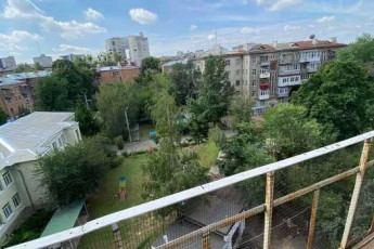 Продам 2-х кімнатну квартиру, Центр, Код: 813054/1