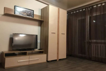 Продам 1-кімнатну квартиру, Центр, Площадь Конституции метро (Советская), Код: 813114/1