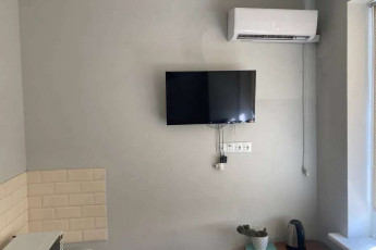 Сдам гостинку, Центральный рынок, Южный вокзал метро, Код: 813197/1