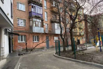 Продам 2-х кімнатну квартиру, Гагарина проспект, Защитников Украины метро (Площадь Восстания), Код: 813432/1