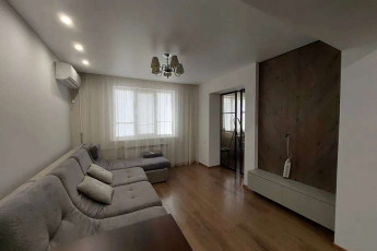 Продам 3-х кімнатну малогабаритку, Салтовка, Героев Труда метро, Код: 813727/1