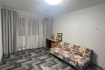 Продам 1-кімнатну квартиру, Новые дома, Маршала Жукова метро (Дворец спорта), Код: 814382/1