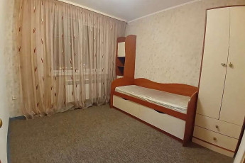 Продам 2-х кімнатну квартиру, Рогань, Солнечный, Код: 814412/1