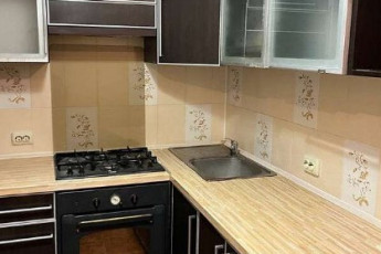 Продам 3-х кімнатну квартиру, Гагарина проспект, Защитников Украины метро (Площадь Восстания), Код: 814711/1