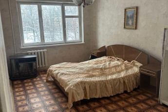 Продам 3-х кімнатну квартиру, Новые дома, Коммунальный рынок, Код: 814736/1