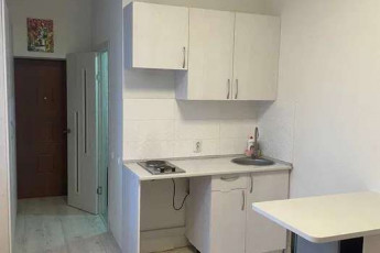 Сдам гостинку, ХТЗ, ХТЗ метро, Код: 815131/1