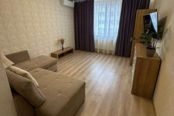 Продам 1-кімнатну квартиру в новобудові, Журавлевка, ЖК Гидропарк, Код: 815396/1