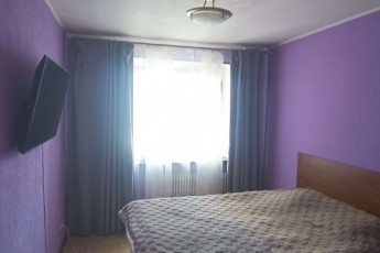 Продам 2-х кімнатну квартиру, Гагарина проспект, Защитников Украины метро (Площадь Восстания), Код: 815515/1