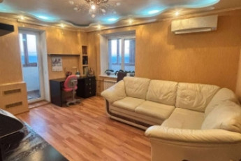 Продам 2-х кімнатну квартиру, Алексеевка, Код: 815629/1