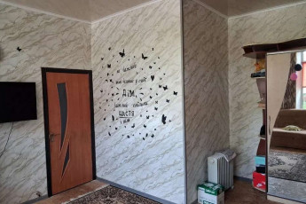 Продам 1-кімнатну квартиру, Центр, Код: 815734/1