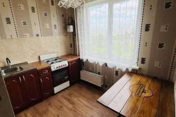 Сдам 2-х кімнатну квартиру, Рогань, Код: 815762/1