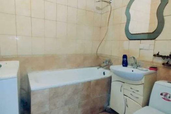 Продам 2-х кімнатну квартиру, ХТЗ, ХТЗ метро, Код: 815806/1