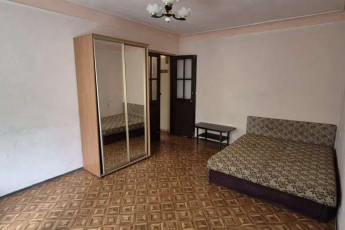 Продам 2-х кімнатну квартиру, Сосновая Горка, Научная метро, Код: 815897/1