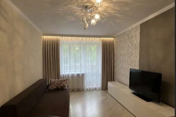 Продам 2-х кімнатну квартиру, Гагарина проспект, Спортивная метро, Код: 816041/1