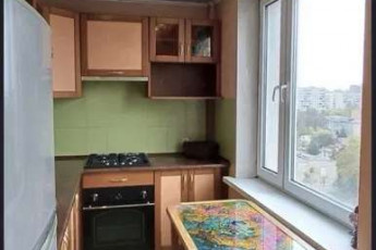 Продам 3-х кімнатну квартиру, Гагарина проспект, Защитников Украины метро (Площадь Восстания), Код: 816118/1