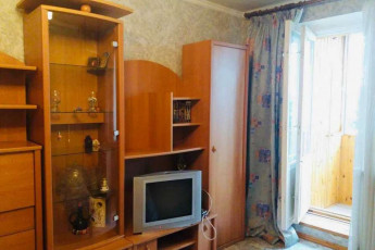 Продам 1-кімнатну квартиру, Центр, Код: 816630/1