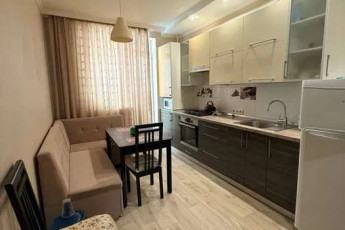 Продам квартиру, Рогань, Роганский ж/м, Код: 816862/1