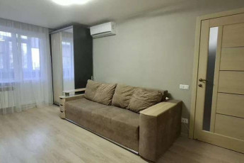 Сдам 2-х кімнатну квартиру, Одесская, Код: 816958/1