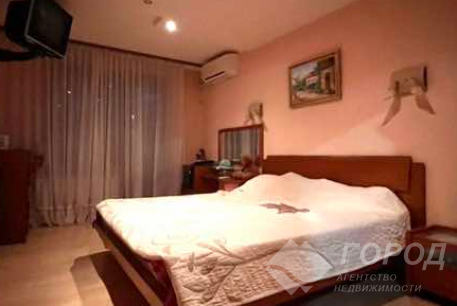 Продам 3-х кімнатну квартиру, Гагарина проспект, Код: 160361/34