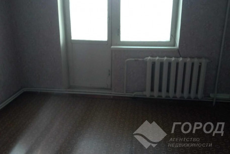 Продам 3-х кімнатну квартиру, Дергачевский р-н, Березовское (Дергачевский район), Код: 170657/2