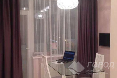 Продам 2-х кімнатну квартиру в новобудові, Центр, Код: 176490/10