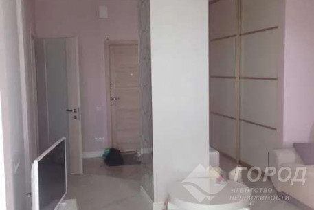 Продам 2-х кімнатну квартиру в новобудові, Центр, Код: 176490/10