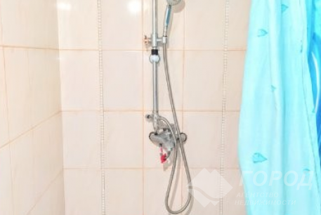 Продам гостинку, Одесская, Кинотеатр "Салют", Код: 183261/81