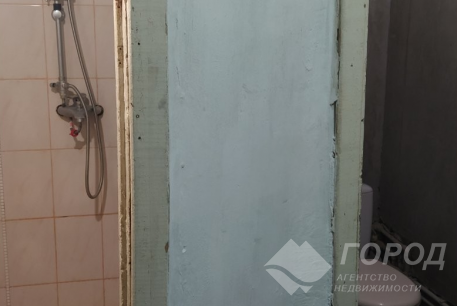 Продам гостинку, Одесская, Кинотеатр "Салют", Код: 183261/81