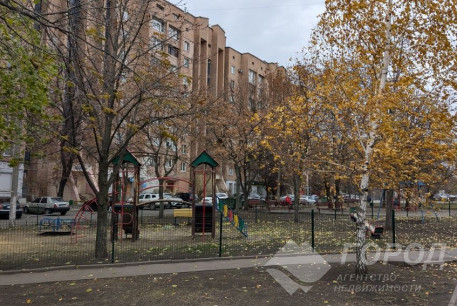 Продам 1-кімнатну квартиру, Одесская, Код: 183261/82