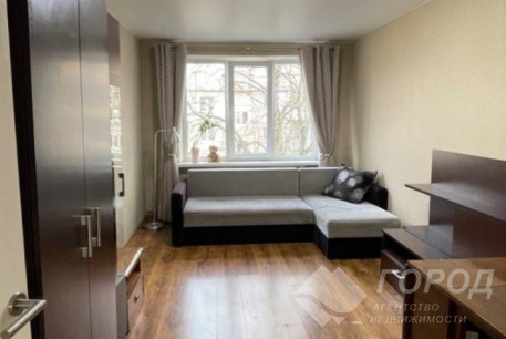 Продам 2-х кімнатну квартиру, Одесская, Код: 190910/43