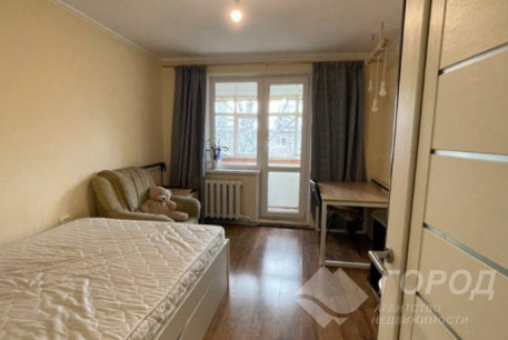 Продам 2-х кімнатну квартиру, Одесская, Код: 190910/43