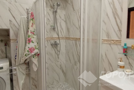 Продам 3-х кімнатну квартиру, Центр, Код: 199130/11