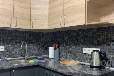 Сдам 2-х кімнатну квартиру, Центр, Код: 200414/10