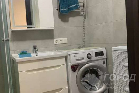 Сдам 2-х кімнатну квартиру, Центр, Код: 200414/10