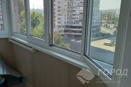 Продам 3-х кімнатну квартиру, Гагарина проспект, Код: 209136/35
