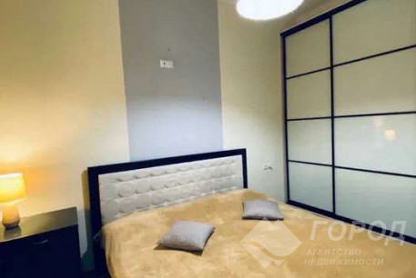 Сдам 4-х кімнатну квартиру, Сосновая Горка, Научная метро, Код: 209237/14