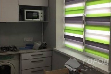 Продам 1-кімнатну квартиру, Сосновая Горка, Научная метро, Код: 211561/157