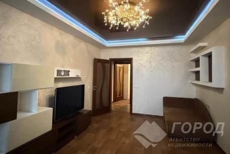 Продам 3-х кімнатну квартиру, Алексеевка, Код: 212655/92