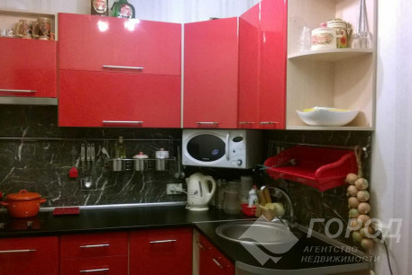 Продам 2-х кімнатну квартиру, Центральный рынок, Код: 217124/10