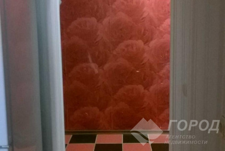 Продам 2-х кімнатну квартиру, Центральный рынок, Код: 217124/10